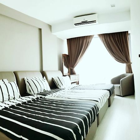 Ps04 @ Kk Privilege Sky Suite Kota Kinabalu Exterior foto
